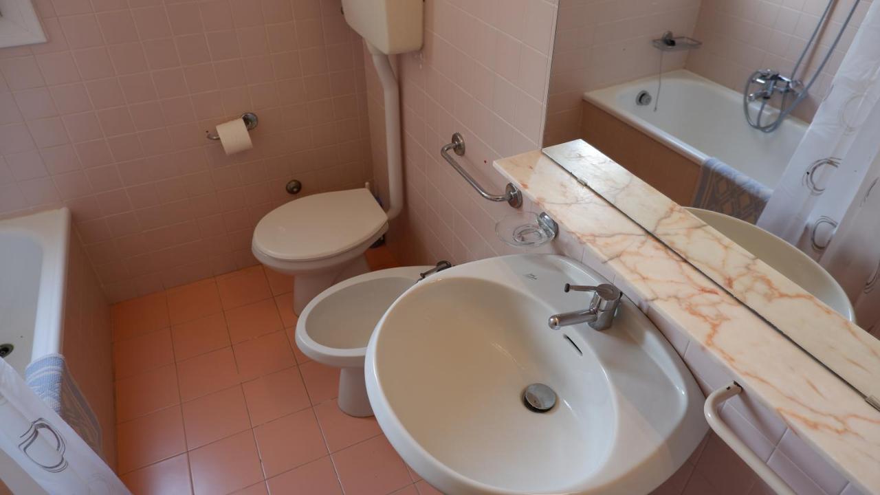 App4Rent Saturno 4 - Family Apartment, Wifi, Parking Lido di Jesolo Exterior photo